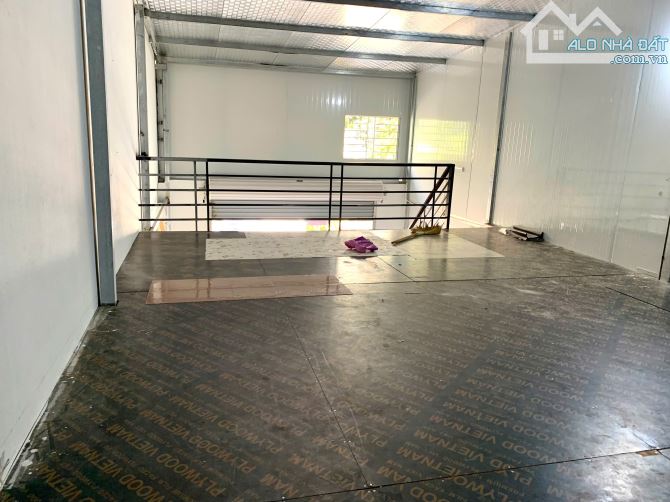 Cho thuê nhà khu liền kề Đại Thanh.DT 55m2 ô tô làm văn phòng kho xưởng giá 8tr - 2