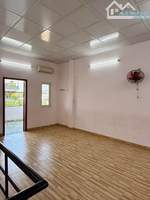 🏡 BÁN NHÀ MẶT TIỀN ÔNG ÍCH KHIÊM – DIỆN TÍCH 93,5M2 - VỊ TRÍ KINH DOANH SẦM UẤT - 2