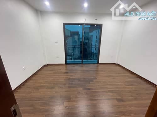 Nhà đẹp- ngõ thoáng rộng- TT phố Hoàng Hoa Thám Ba Đình- DT30m2-5T-MT4.2m- Nhỉnh 6TỶ - 2