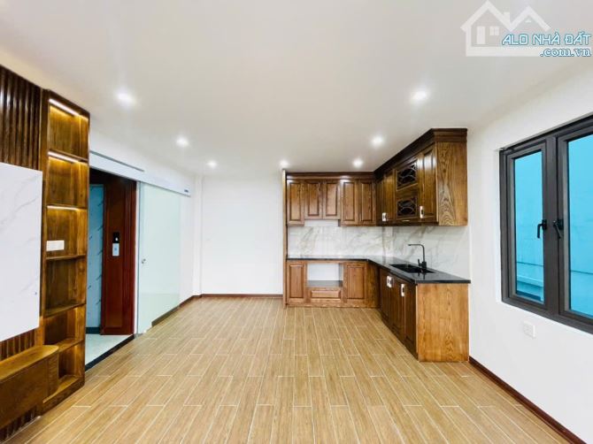 HOA HẬU THANH XUÂN – NHÀ LÔ GÓC 7 TẦNG THANG MÁY – Ô TÔ –GIÁ NHỈNH 19 TỶ - 2