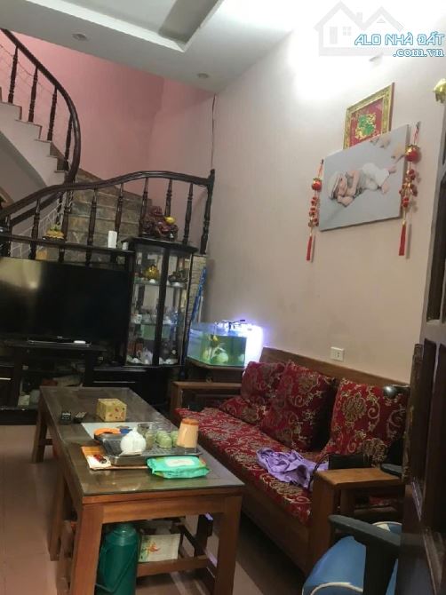 Nhà riêng 6 tầng, 6PN, 4WC, hướng Tây Bắc, với diện tích 45m². - 2