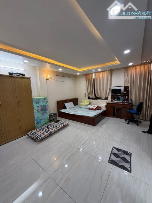 🏡 NHÀ 71M² (4.4 x 16m) – 1 TRỆT 1 LẦU – HẺM XE HƠI – VỊ TRÍ VÀNG TÂN PHÚ. - 2