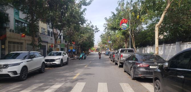 Nhà ô tô tránh, thang máy Văn Phú – Hà Đông - 2