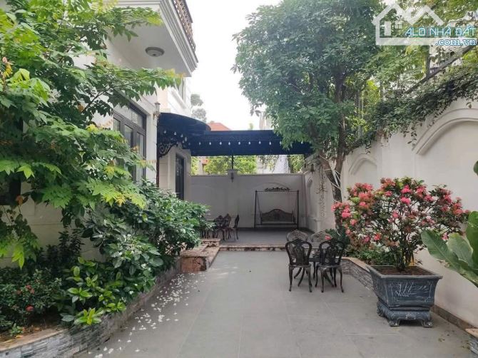 CẦN BÁN BIỆT THỰ VIP KĐT NGHĨA ĐÔ GIÁP TÂY HỒ TÂY, 270M2 CÓ HẦM TUYỆT ĐẸP - 2