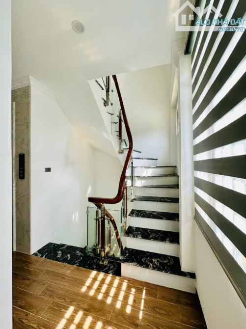 BẠCH MAI TRUNG TÂM HAI BÀ TRƯNG YÊN TĨNH NGÕ OTO TRÁNH LÔ GÓC 50M2 6 TẦNG THANG MÁY 22 TỶ - 2