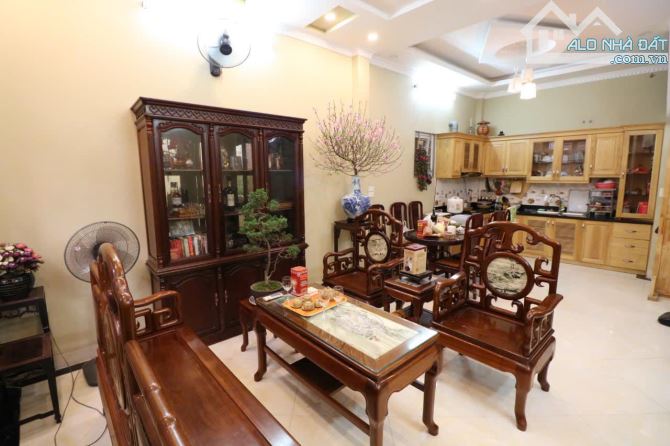 Bán nhà phan đình giót la khê hà đông ngõ 3 gác phi lô góc DT35m2 giá hơn 6 tỷ - 2