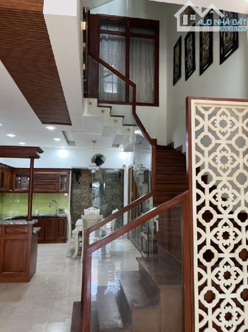 Bán nhà mặt tiền Trần Thị Trọng, P15, Tân Bình.55m2 x 3 tầng - 4.75 x 11.5. Giá 12.87 tỷTL - 2