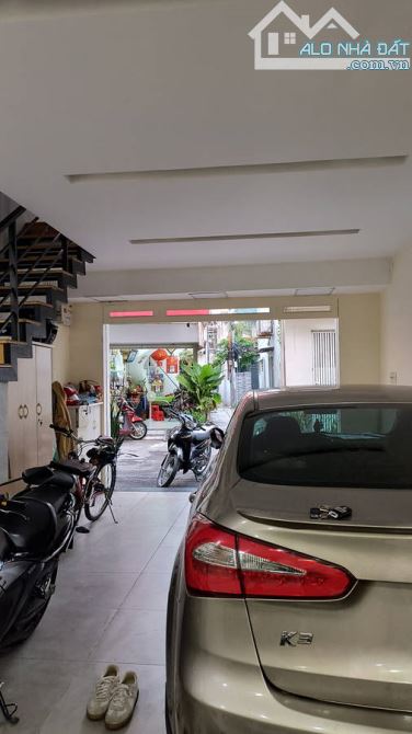 SÁT MẶT TIỀN TRẦN VĂN ĐANG, Q3 - HXH 6M – 127m² (5.55 x 23.5) – DÒNG TIỀN 40TR/TH - 22.4 T - 2
