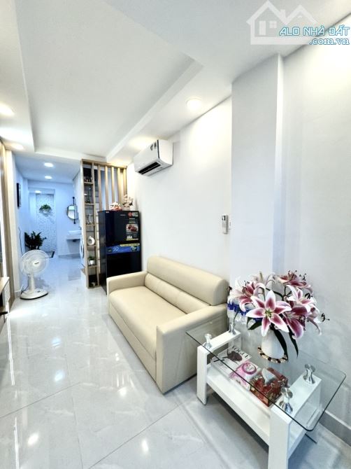 🏡HIẾM💥NỞ HẬU TÀI LỘC💥HẺM XE HƠI - PHAN ĐĂNG LƯU P.1 PHÚ NHUẬN - 32M2 -CHỈ NHỈNH 4 TỶ.🌹 - 2