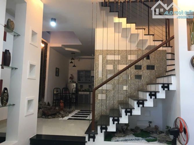CẦN BÁN NHÀ 3 TẦNG MẶT TIỀN ĐƯỜNG ĐÀO TẤN – TP. HUẾ, NHÀ ĐẸP Ở NGAY, SỔ HỒNG RIÊNG - 1