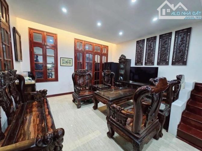 BÁN NHÀ ĐẶNG THÙY TRÂM CẦU GIẤY DT 60M 5 TẦNG NGÕ PHÂN LÔ Ô TÔ GIÁ 22 TỶ - 2
