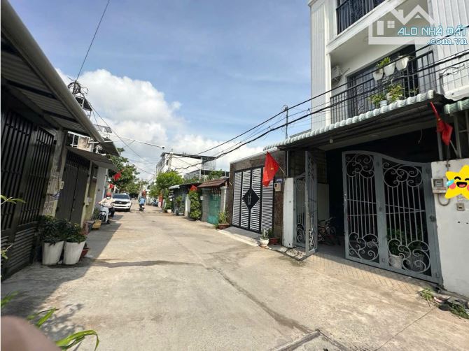 NHÀ (4x15) SIÊU HOT Q.12 1 TRỆT 2 LẦU, ĐƯỜNG 8M Ô TÔ TẬN CỬA CHỈ 4,8 TỶ!! - 2
