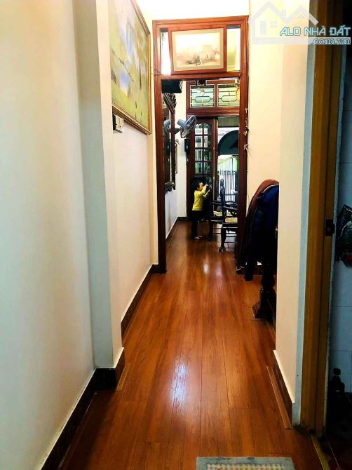 Quá Hiếm Nhà Cầu Giấy Lo Góc 37m- MT4m8- Ngõ Rộng 4m -Thông các Ngả , Kinh Doanh ,Để Ở - 3