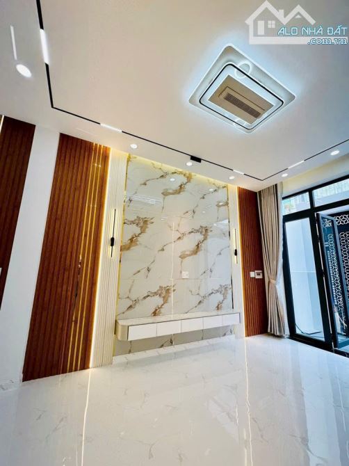 SIÊU PHẨM 3 TẦNG ĐẸP LUNG LINH - 70M2 - HƯƠNG LỘ 2 - BÌNH TÂN - 4PN - NỘI THẤT ĐẸP - 3