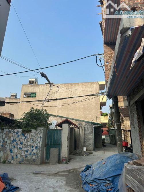🏚️🏘️  BÁN NHÀ LÔ GÓC  ĐƯỜNG LÊ HOÀN ,PHỦ LÝ,HÀ NAM MT 8M,  DT 82M, GIÁ CHỈ 1.8 Tỷ . - 3