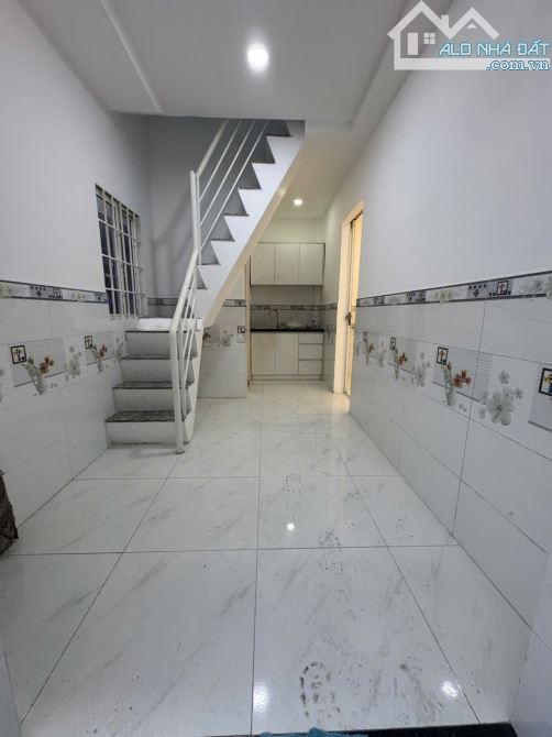 Nhà xinh 1 lầu sổ hồng riêng 3 phòng ngủ dành cho gia đình tân thới hiệp 09 - 3