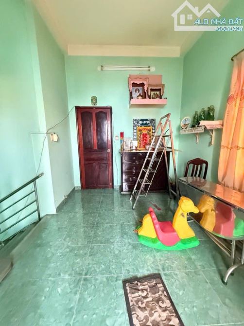 CĂN GÓC SẴN THU NHẬP- NGANG 10M TÂN PHÚ 19TY200 - 3