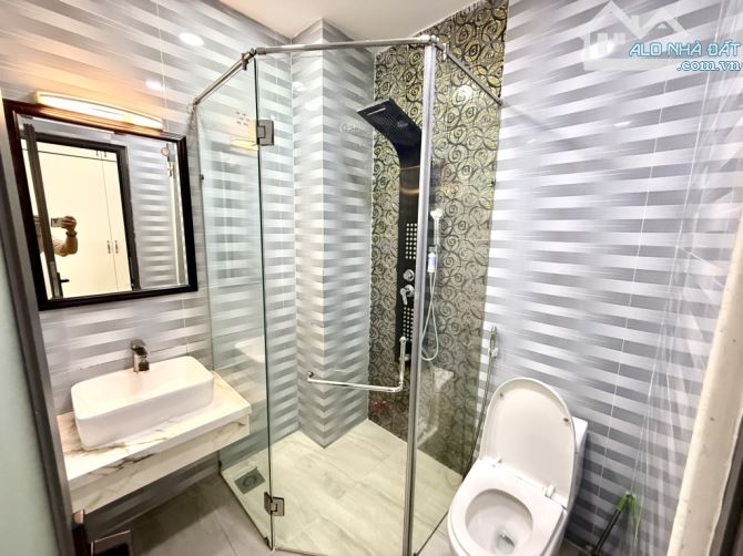 Mặt tiền hẻm 8m kinh doanh lê đức thọ 5T 63m2 chỉ hơn 9 đồng - 3