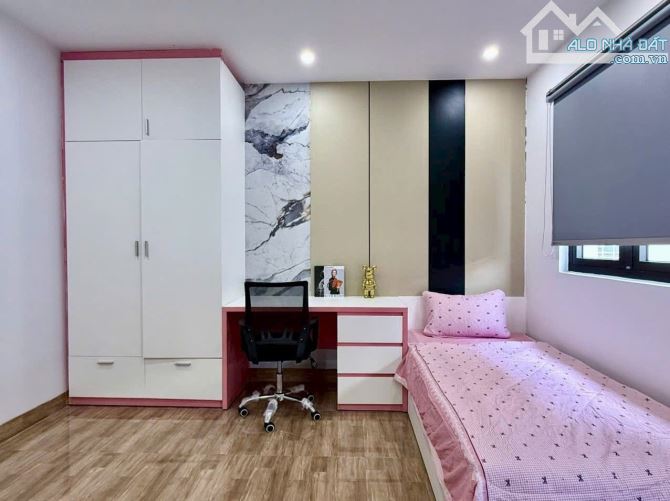 Cần bán nhà 3 tầng kiệt oto đường Lê Độ , giá sập hầm chỉ hơn 4 tỷ. - 3