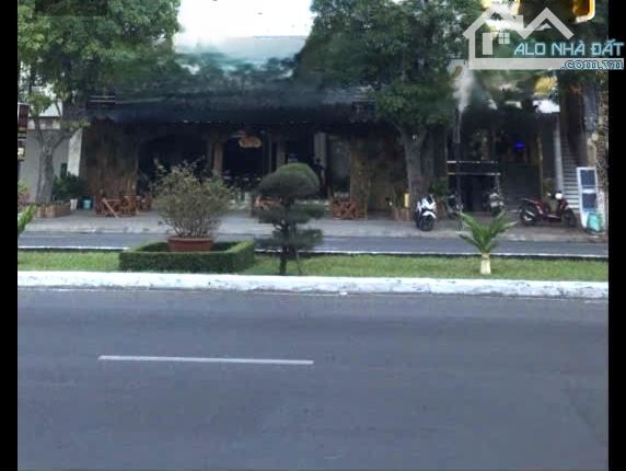 💥🌟🏬Hot!! Nhà 2 tầng. 250m2. 31,2 tỹ. Mặt tiền view Biển kinh  doanh Nguyễn Tất Thành - 3