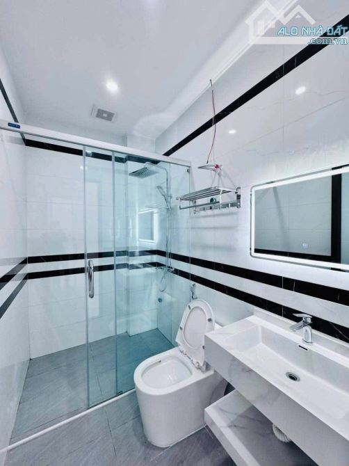 Bán nhà 4 tầng xây mới tại Đà Nẵng Ngay gần cầu Hoàng Gia.42m2 giá chỉ 2,95 tỷ tt - 3