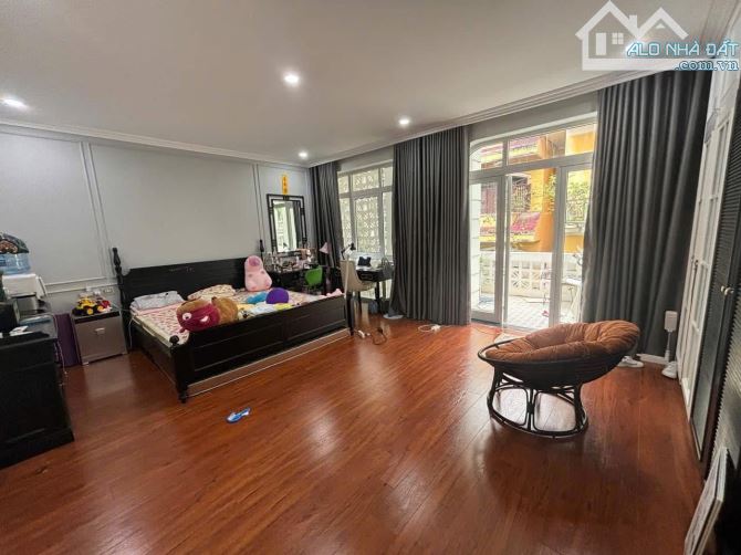 Bán Nhà Phân Lô Cầu Giấy Ô Tô Tránh, Gần Phố 2 Mặt Tiền Siêu Hiếm, DT 101M Giá 34Tỷ. - 3