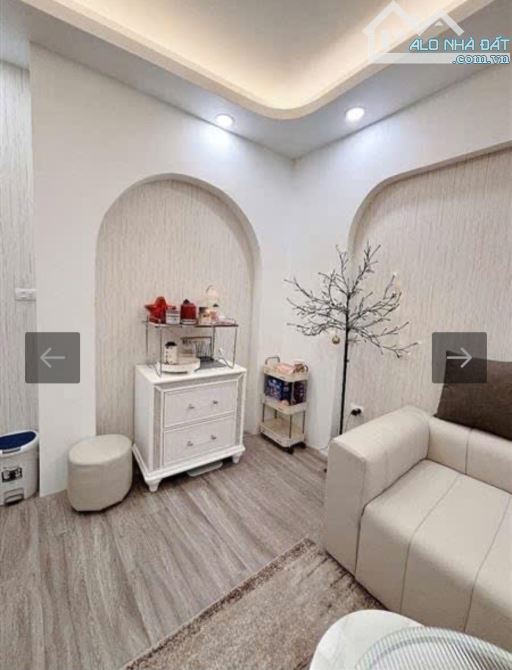 Sốc! Căn Nhà Gốc Đề 5 Tầng Full Nội Thất – Giá Dưới 9 Tỷ – Không Mua Ngay Là Mất - 3