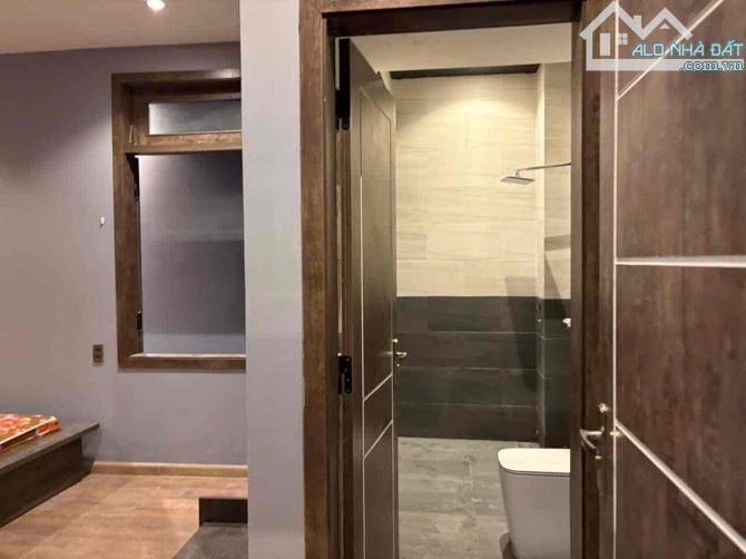 SIÊU PHẨM TOÀ VILLA CAO CẤP NGAY BIỂN MỸ KHÊ 303M2 GIÁ CHỈ 23 TỶ CỤC TỐT - 3