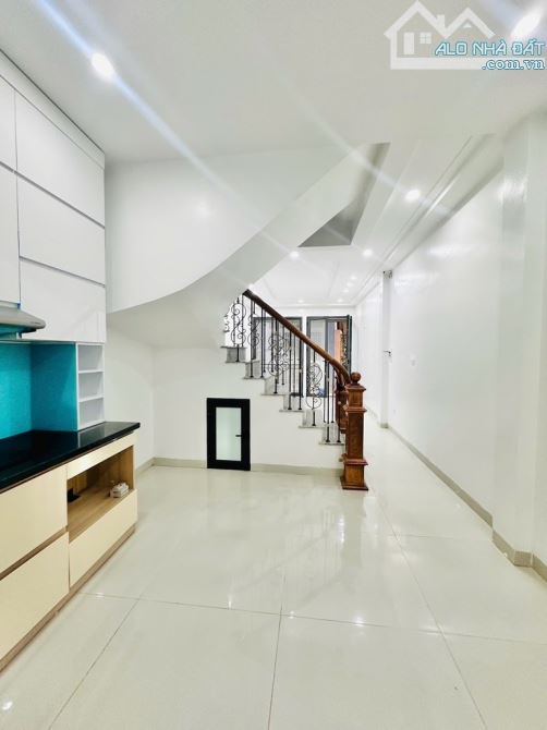 Bán nhà Trần Cung, nhà đẹp, ngõ thông thoáng. Diện tích 42,5m2. Giá bán 10,85 tỷ - 3