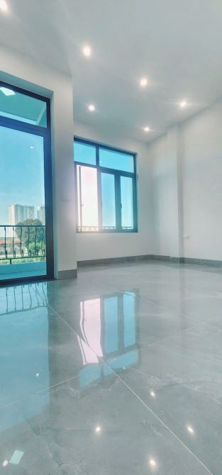 BÁN NHÀ 3 TẦNG GẦN VIMHOMES STAR CITY. VIEW SÔNG MÁT MẺ. Ô TÔ VÀO NHÀ. GẦN ĐL HÙNG VƯƠNG - 3