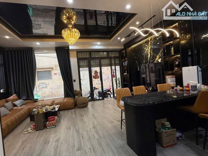 Siêu phẩm bánh chưng tại phố Hoàng Quý - tuyến 2 Tô Hiệu, Q. Lê Chân - 3