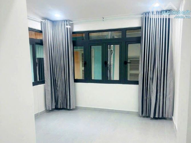 Bán nhà trung tâm Quận 1, 2 lầu 4 phòng hẻm Bùi Viện - 3