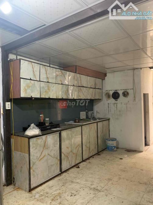 Cho thuê nhà 3 tầng đường Binh Minh 3 sát 2  Tháng 9 - 3