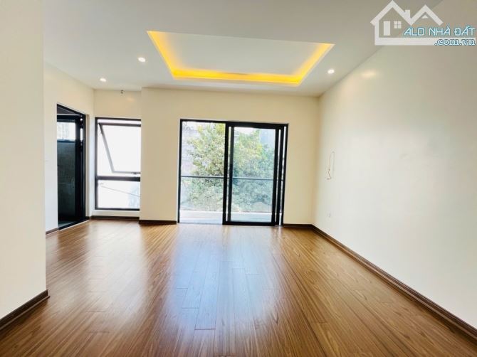 Bán nhà đẹp Hoàng Mai, lô góc 2 thoáng, xây mới 5 tầng, ô tô sát nhà, giá nhỉnh 8 tỷ - 3