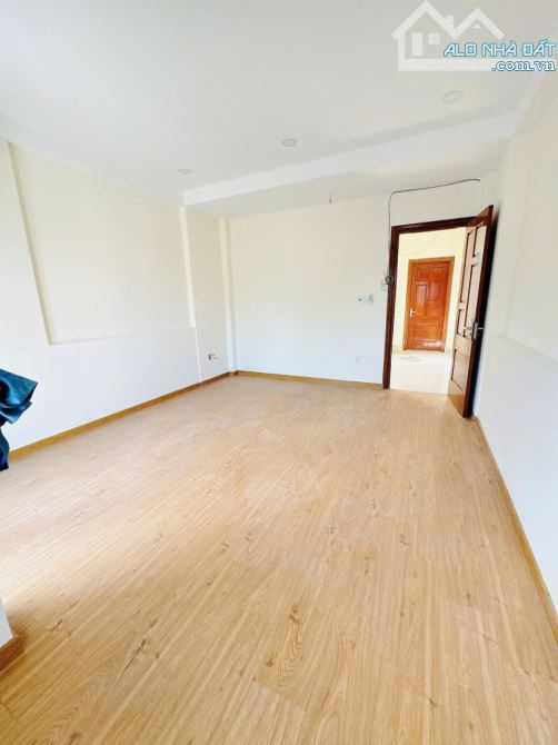 - KHU PHÂN LÔ V.I.P - NGAY KHU KHU CÔNG NGHIỆP TÂN BÌNH - 50M2 - 3TẦNG OTO NGỦ TRONG NHÀ - - 3