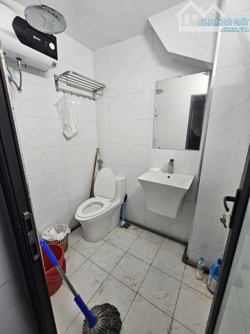4.5 tỷ Ở và kinh doanh ngay phố Trường Chinh, ô tô đỗ cửa nhà. - 3