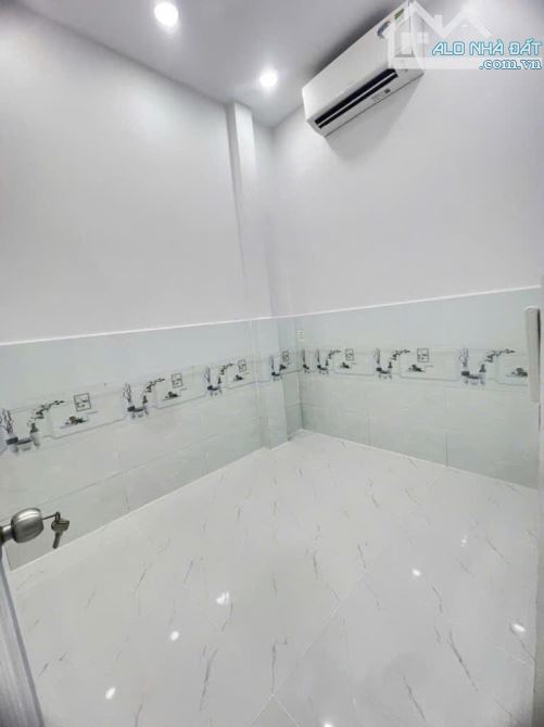 Nhà Bè Sổ Hồng Riêng 3,5m x 10m C4, Chỉ 2,3 tỷ. - 3