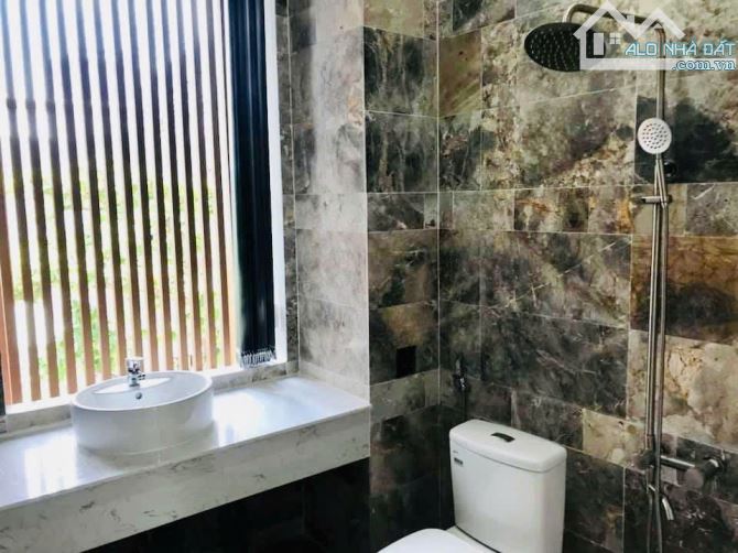 🏡 BÁN NHÀ MẶT TIỀN ÔNG ÍCH KHIÊM – DIỆN TÍCH 93,5M2 - VỊ TRÍ KINH DOANH SẦM UẤT - 3