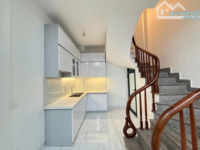 Bán nhà Văn Phú hà đông lô góc ô tô  tránh đỗ sát nhà DT35m2 giá nhỉnh 7 tỷ - 3
