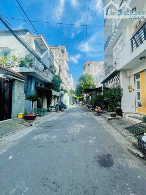 GẤP BÁN NHÀ 4 TẦNG 113m2(5X23) 2 MẶT HXTẢI HẺM 1/ THÔNG PVB - 3