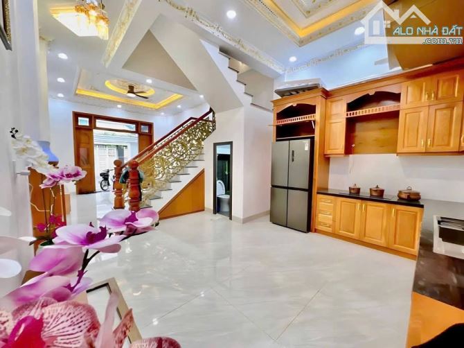 🔥 🔥 🔥 Nhà xịn phường Tân Hiệp. 1 trệt 2 lầu đường 6m - Chỉ 5.29 tỷ - DT: 4.5x15 - 3