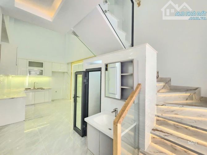 Bán nhà 5 tầng Phạm Văn Chiêu - 49m2 - Xây vuông vức - Giá 5.x tỷ TL - 3
