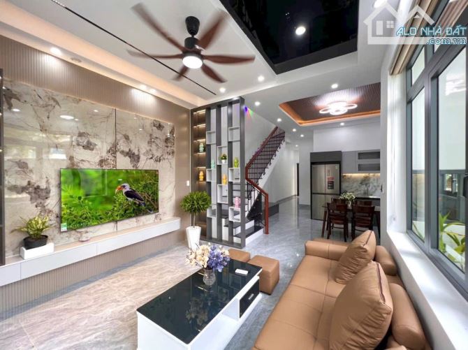 GẤP BÁN NHÀ THÀNH THÁI, QUẬN 10 – DT 46M - Giá chỉ 7.x tỷ TL - 3