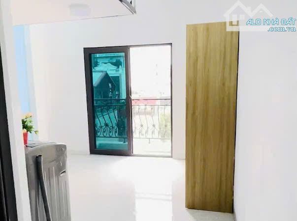 BÁN TOÀ CCMINI,  LÔ GÓC, CẦU GIẤY ,60 M², 6 TẦNG, 15 Phòng , DT 75tr/tháng ,Ngõ Thông - 3