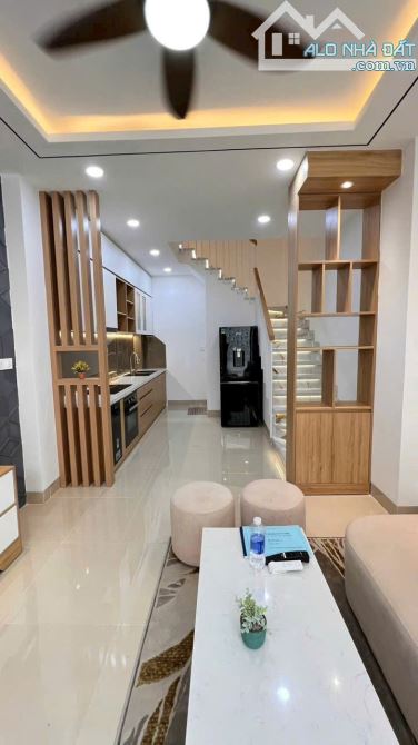 Bán nhà hẻm 3m Quang Trung, P10, GV, 3.5 x 10m, 5 tầng, giá: 4.7 tỷ TL - 3