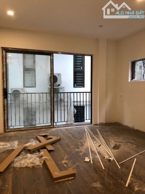 Bán Nhà 7 Tầng Gần Phố Nguyễn Sơn, Ngọc Lâm, 38m2 Thang Máy, Ôtô Vào Nhà, Giá 11,7 Tỷ - 3