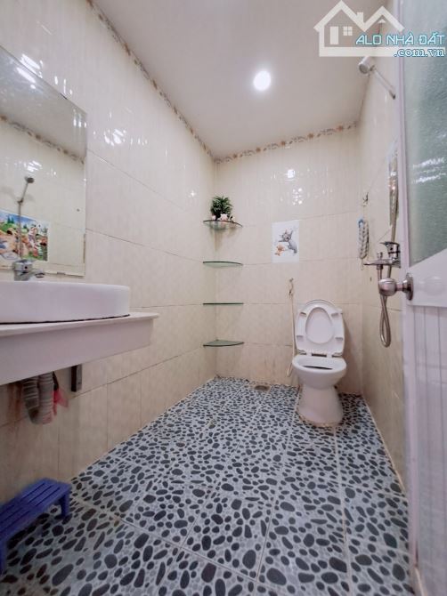 Bán Nhà Đẹp Hẻm Ô tô Thiên Phước P.9 Tân Bình Giáp Q10,40M2, 2 Tầng BTCT, 5tỷ 25 - 3