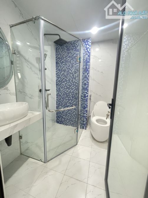 Nhà 🏠 Ngô Xuân Quảng 5 tầng. Rao 6,7 tỉ ( có TL) - 3