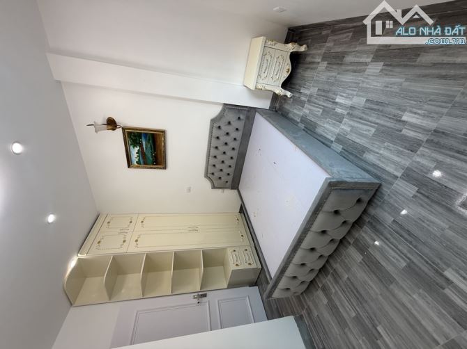 CHỦ CẦN  GẤP, HẠ SỐC 500TR -MINH KHAI-  63M – 5T THANG MÁY VI VU- FULL NT- 8,5TỶ - 3