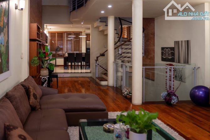 Bán Nhà 5 tầng khu phân lô vỉa hè ôtô tránh Phố Trung Kính. 70m2-MT:5m. KD đỉnh cao - 3